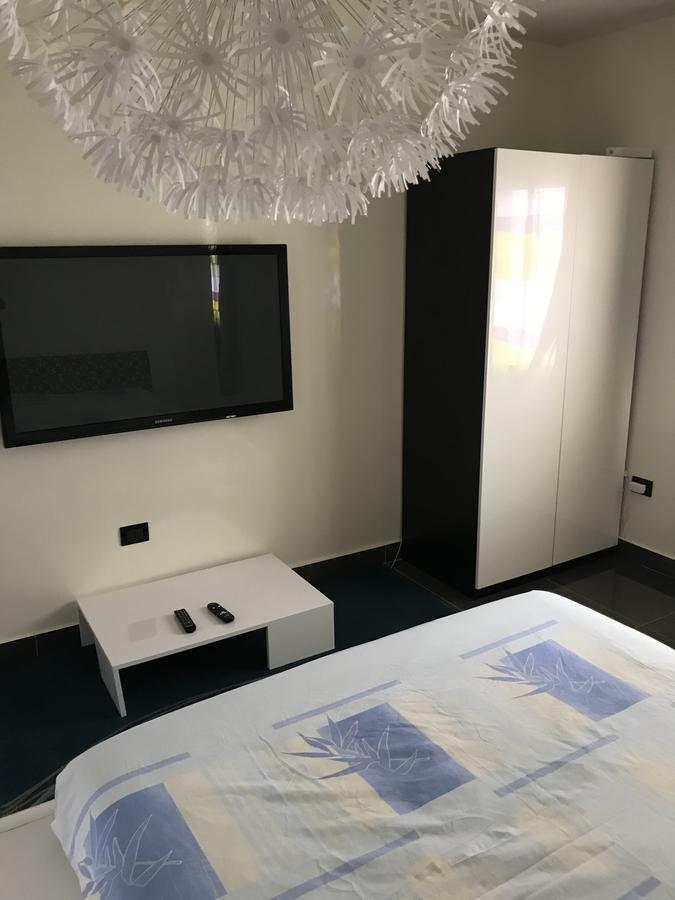 ダカールCasa Di Cloeアパートメント エクステリア 写真